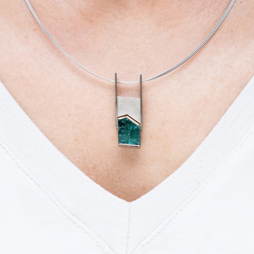 Handgefertigter Schmuck mit Turmalin