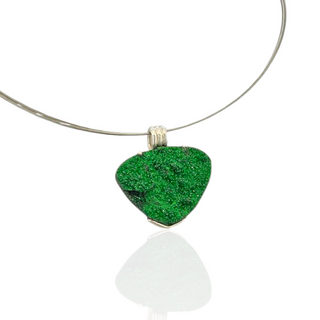 Naturbelassener Uwarowit Anhänger – Grüner Granat in Silber