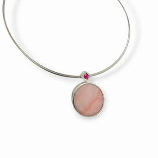 Hochwertiger Edelsteinschmuck Rosa Pink Opal und Rubin Kettenanhänger in  Sterling Silber