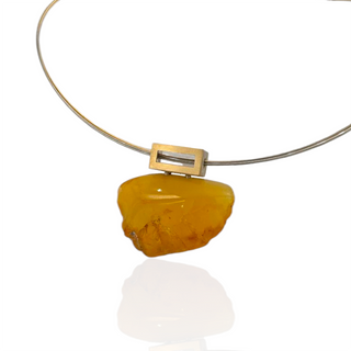 Nordsee Kettenanhänger mit Honigfarbenen Naturbernstein in Silber und Gold