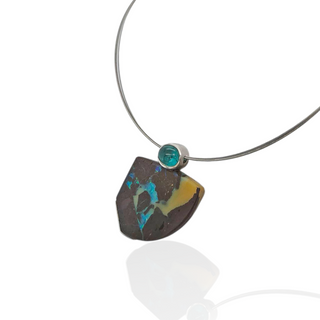 Weltkarten Boulder Opal Kettenanhänger mit türkisem Turmalin aus Silber