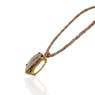 Eleganter Rauchquarz Kettenanhänger aus Gelbgold - Handgefertigter Edelsteinschmuck.