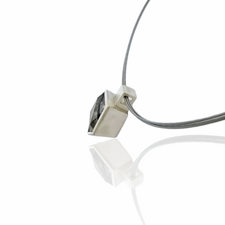 Eleganter Kettenanhänger mit Turmalin Quarz in Silber