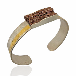 Versteinerter Holz Armreif in Silber mit Feingold Akzent – natürliche Edelstein Armspange