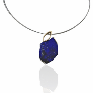 Lapislazuli Kettenanhänger aus Silber – handgefertigter Schmuck, bleibende Eleganz