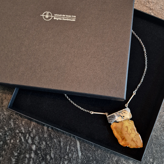 Halskette Bernstein und Rutilquarz Unikat, 925 Sterling Silber mit 750 Gelbgoldakzenten
