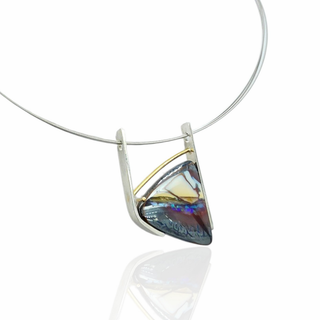Boulder Opal Anhänger 925 Silber und 750 Gold, Modernes Goldschmiede Design