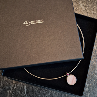 Hochwertiger Edelsteinschmuck Rosa Pink Opal und Rubin Kettenanhänger in 925 Silber
