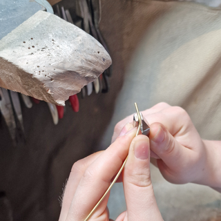 Opal Kettenanhänger aus 925 Silber ein einzigartiges Edelsteinschmuck