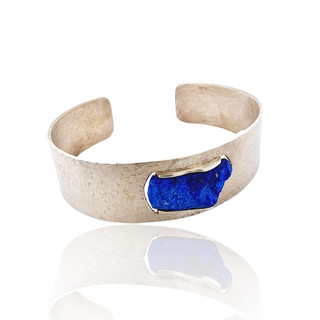 Handgefertigte Silberarmspange mit Lapislazuli - Schmucklinie-shop